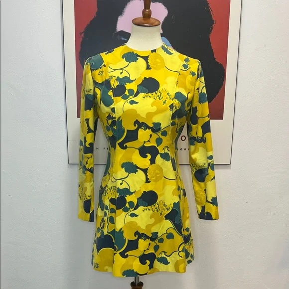 60’s Long Sleeve Mini Mod Dress - Picture 2 of 15